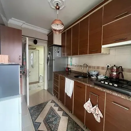 Apartment 3+1 Ebeveyn Banyolu Istanbul